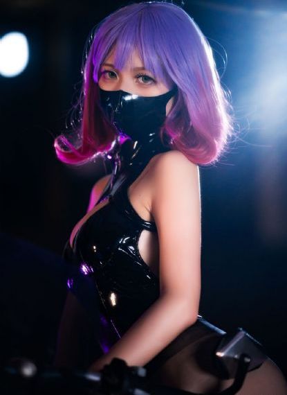 电车摩女